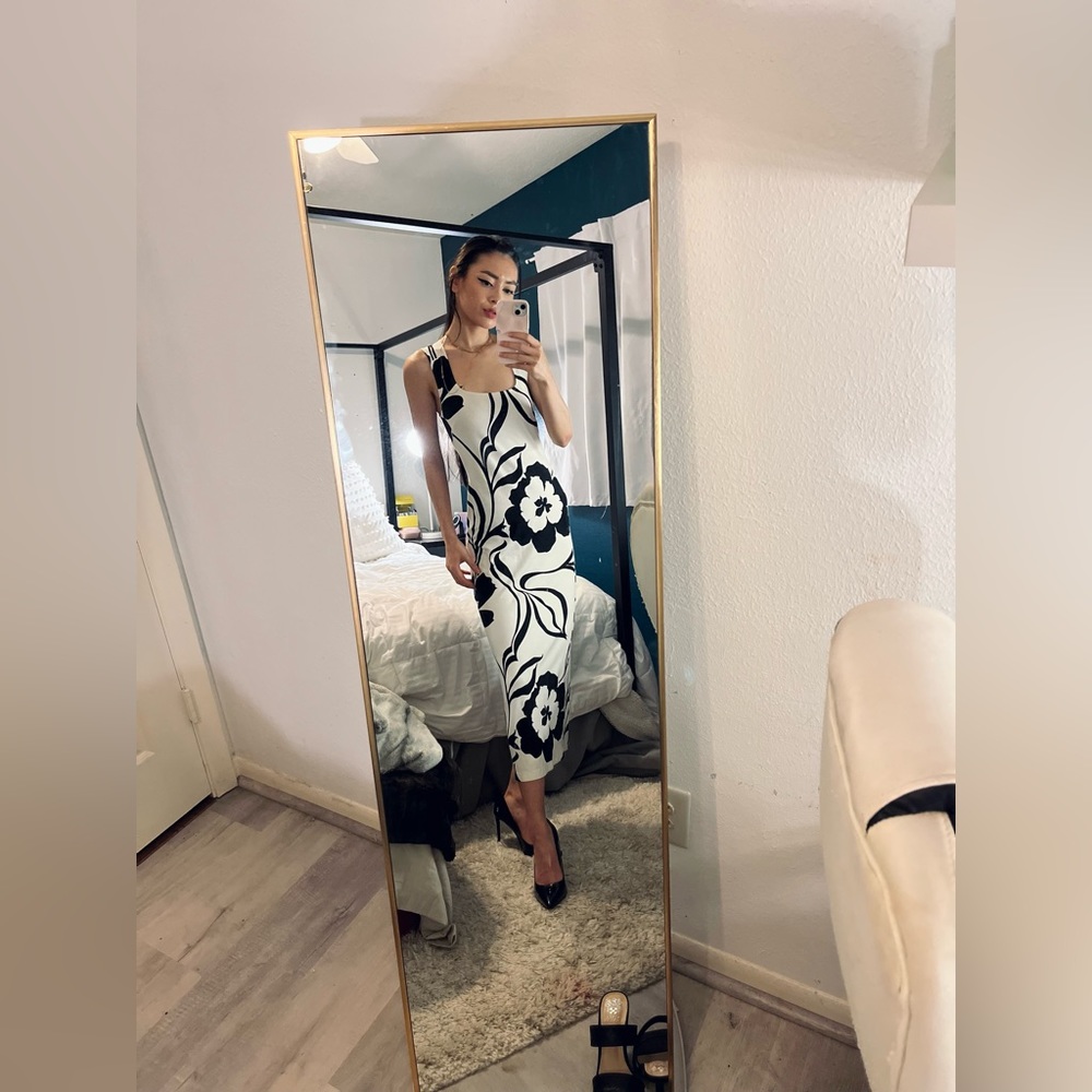 GEORGIOU STUDIO Black and White Dress (Petite)